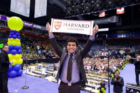 30 Days of Grad: Mario Arteaga