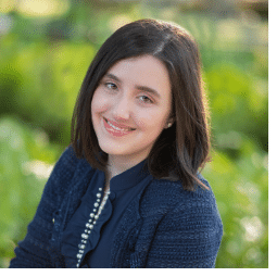 Adriana Mancini, 30 Under 30 Changemaker